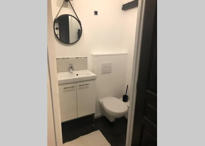 La Tete Dans Les Etoiles